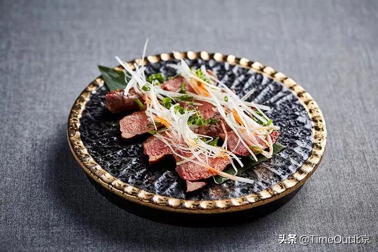 吃饱喝美幸福满溢，京城7个餐饮新消息