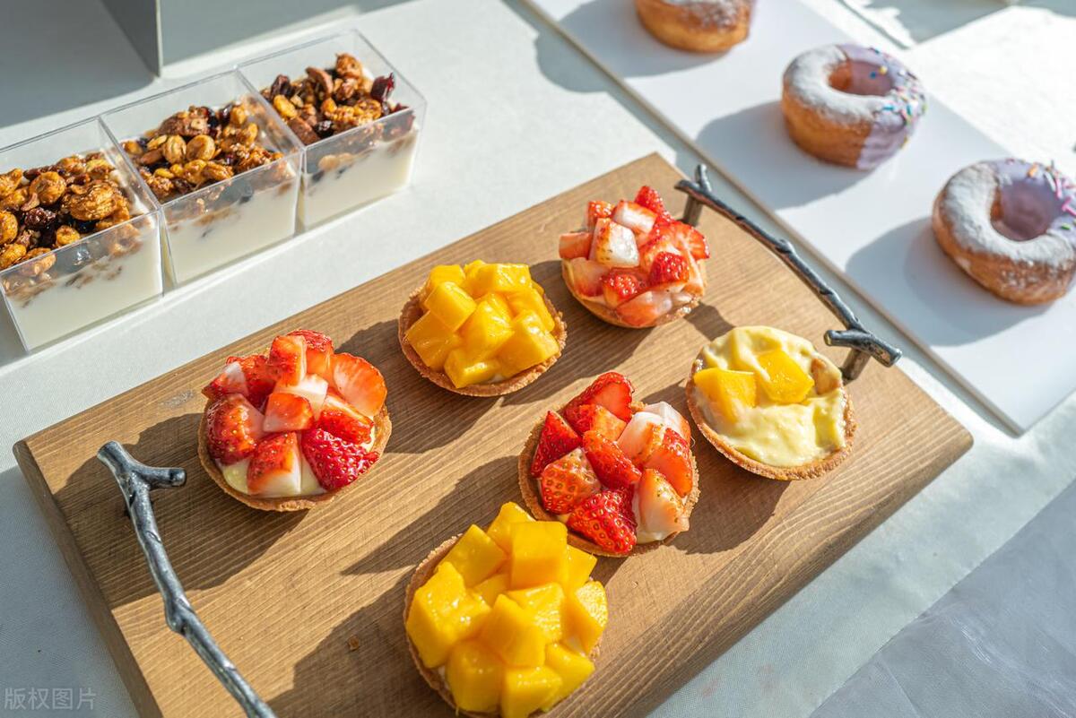 浙江甜品店“免费送甜品”狂赚243万元！如何让你的店铺脱颖而出