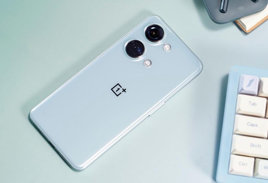 小米和ov哪个公司实力强大,千元手机到底买ov还是小米华为