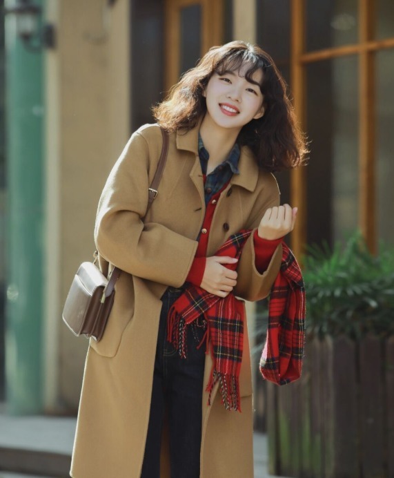 棕色大衣烂大街？学博主这样搭配，158cm也能穿出强大气场