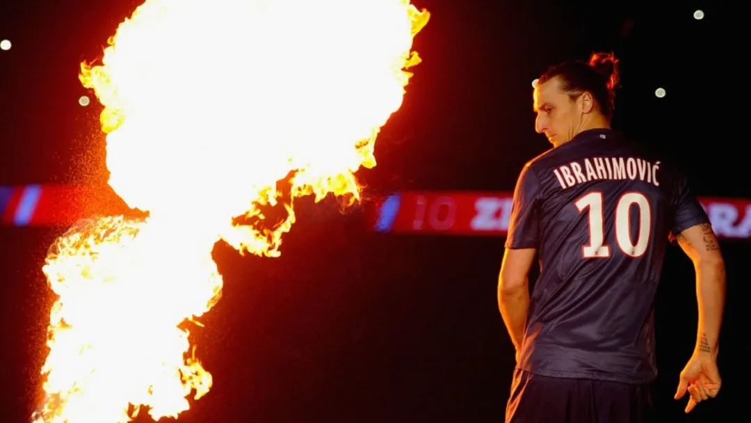 相爱20年不结婚，这对姐弟恋火了！网友：一物降一物，孤狼配悍妇