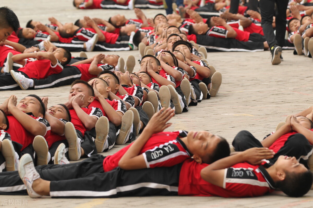 嵩山少林武术学校真的出过事吗,嵩山少林武术学校教散打吗