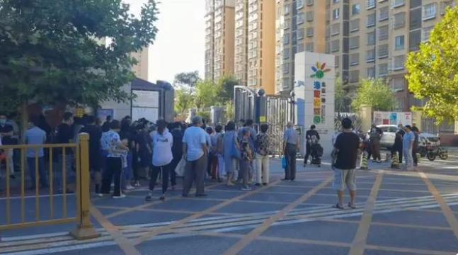 4名16岁男女火烧一女子*处私**，致其死亡，直言：我未成年，我怕啥