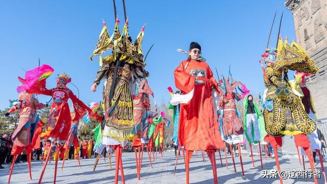 东北大秧歌视频怎么拍,航拍东北大秧歌视频