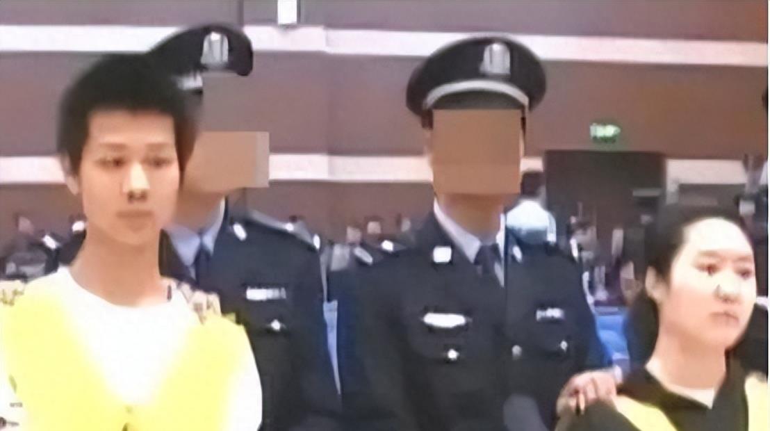 女护士遭领导多次强奸，哀求：不要再来找我！