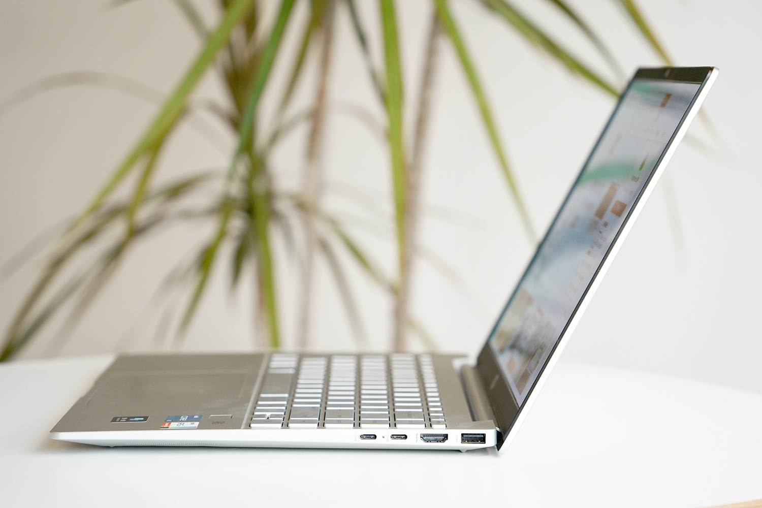 惠普星14pro进阶版高端金属轻薄本,惠普星14pro高能轻薄本