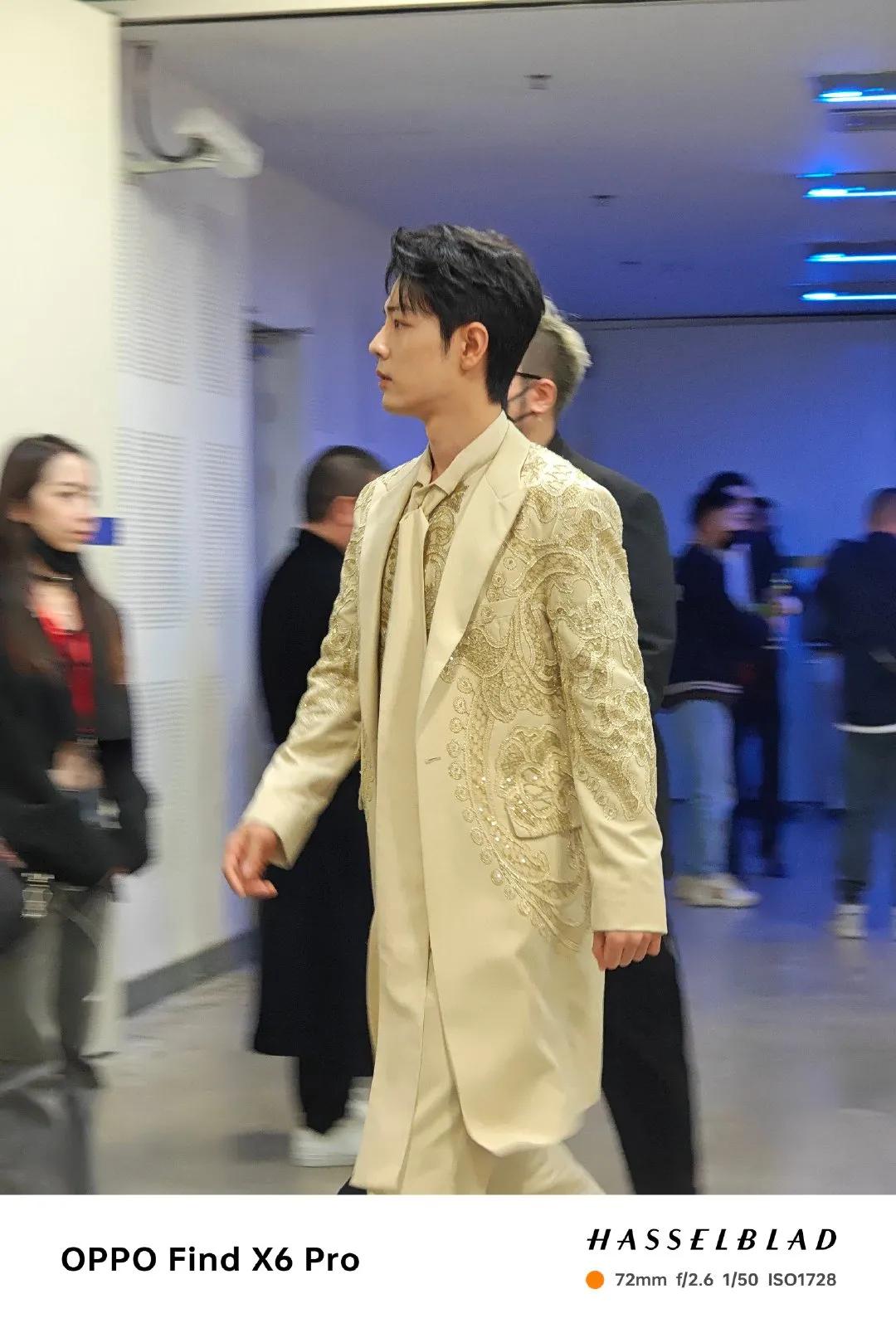 肖战杨紫微博之夜高清壁纸,肖战微博之夜戴口罩的壁纸