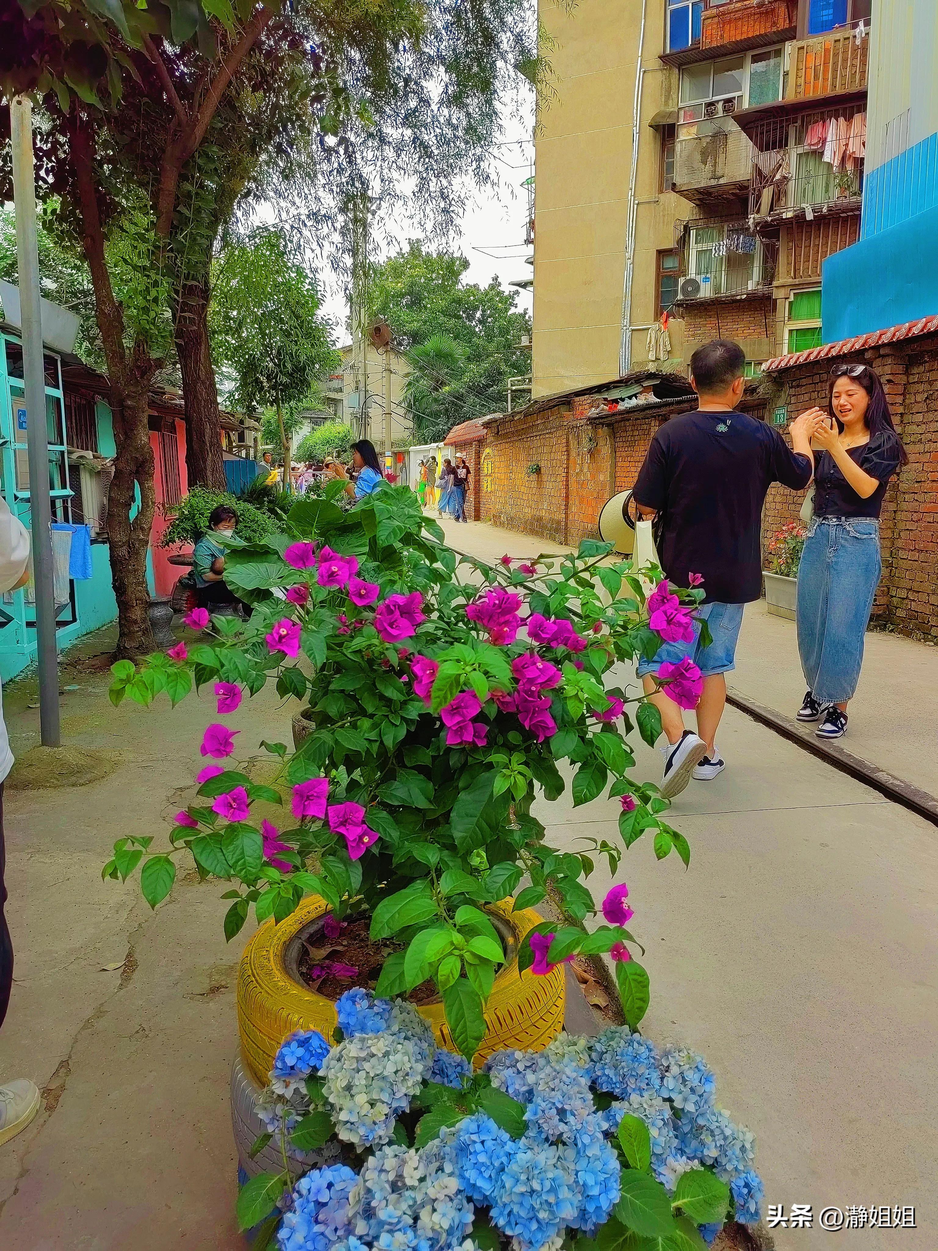 汉阳火车站网红站前花街,汉阳火车站站前花街位置