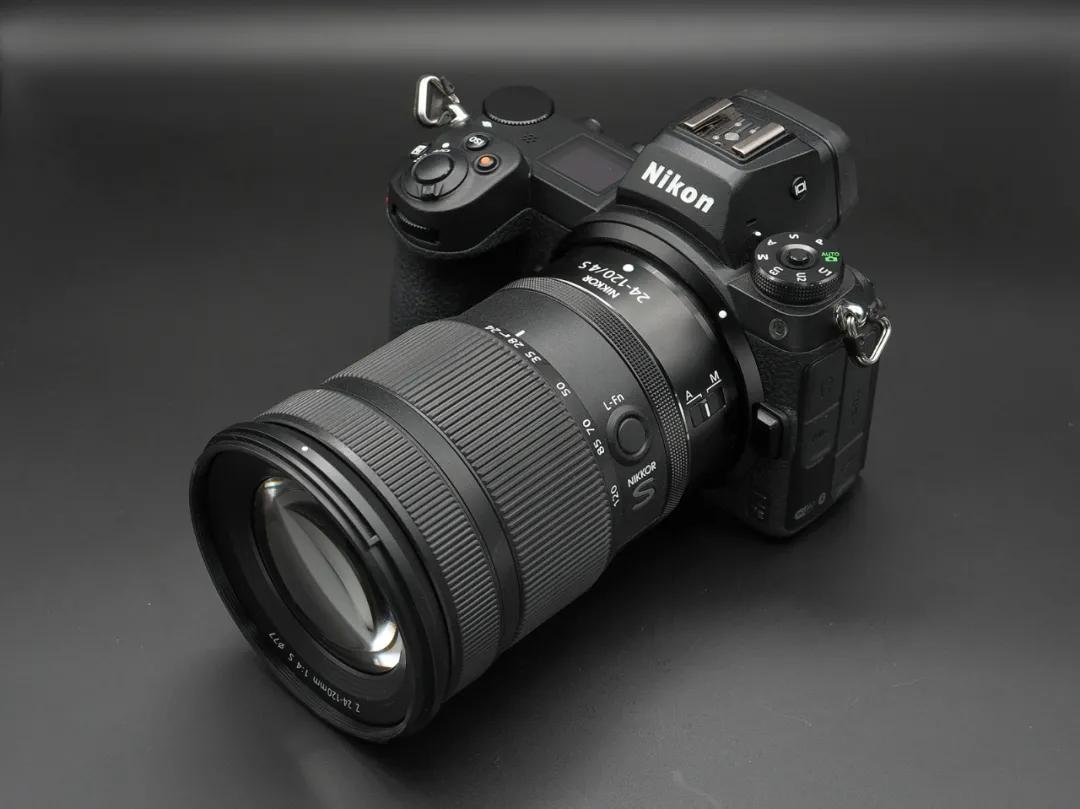 尼康z系列挂机镜头,尼康z24-200和24-120哪个好