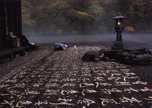 我比较了一下世界级大导演,发现韩国电影超越香港电影,是个笑话