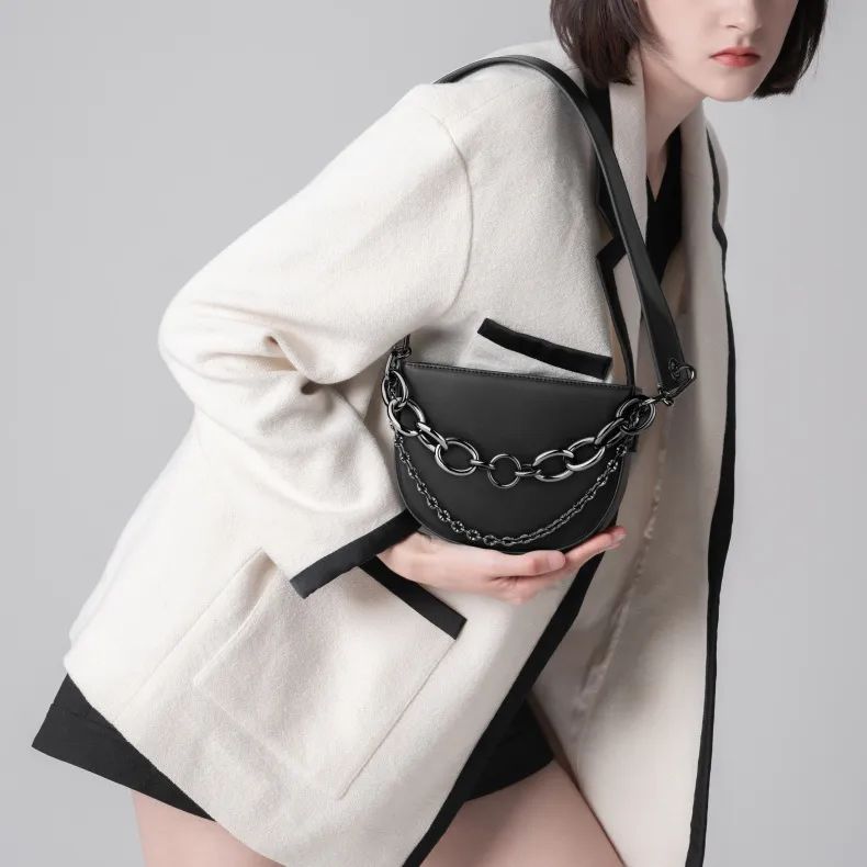 520送女友包推荐2000左右,520送朋友们礼物便宜