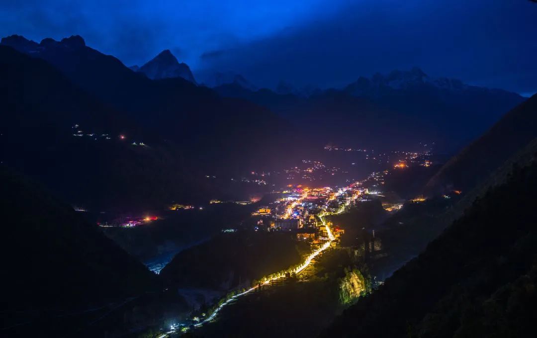 甘孜海螺沟冬季旅行,元旦甘孜旅游攻略