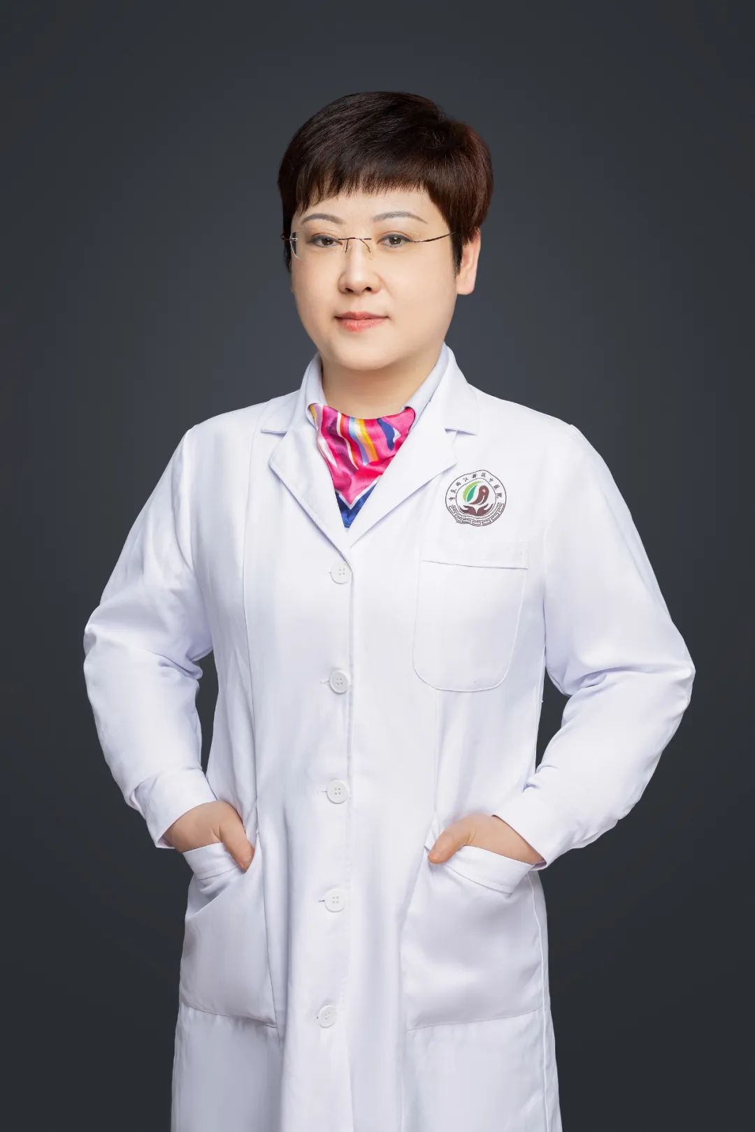 不想吃饭还拉怎么回事,不想吃饭有点拉肚子胃胀