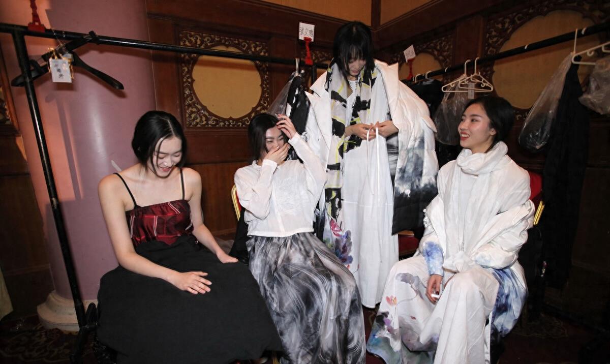 紧张恐惧最好的解决方法,如何克服紧张恐惧心理障碍