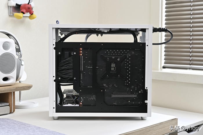 拆解华擎b760m,华擎b760m配合显卡