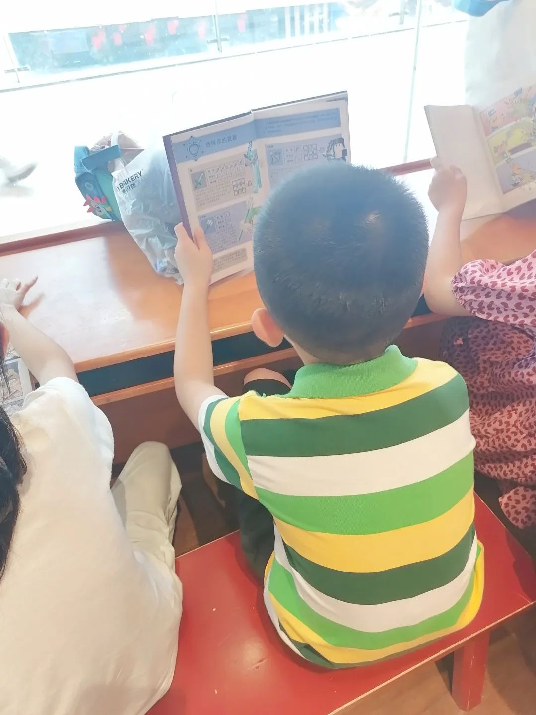 灏忓竷鎽勫奖鍥㈤槦,灏忓竷鎽勫奖