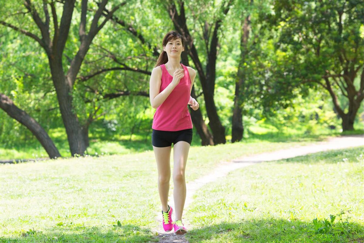 世界人民都爱看的“美腿文化”，如何优雅的看腿？