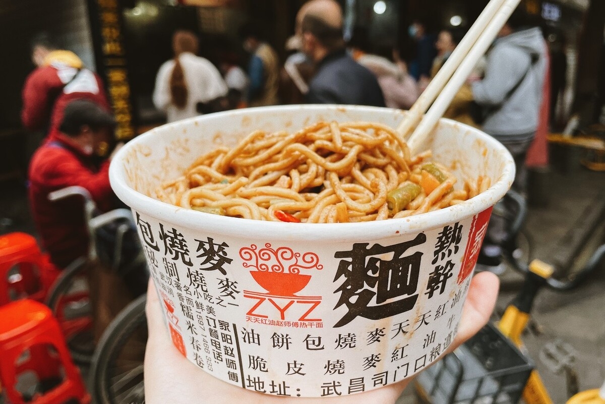 旅行推荐全国必吃的15条美食街,国内必去这10条美食街