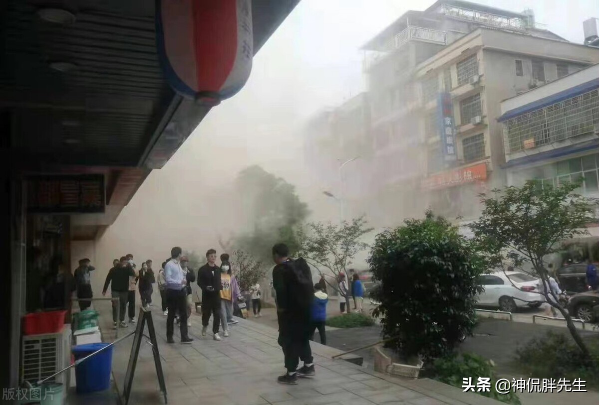 如何看待长沙房屋倒塌,对长沙楼房倒塌的看法观点