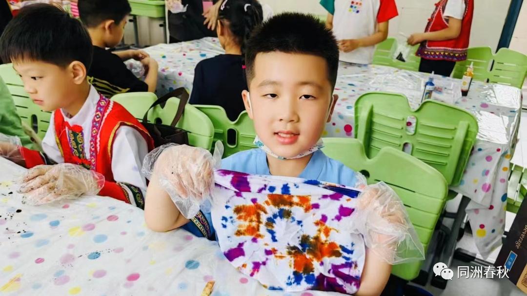 首届56个民族服饰创意大赛,五十六个民族服饰展介绍