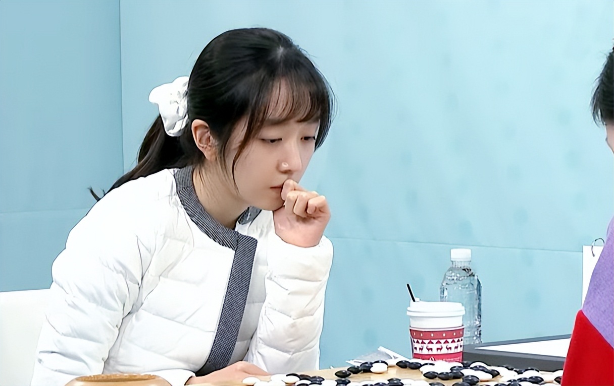 韩国天才少女四次射门终破门，打破尘封15载年度最多胜局纪录