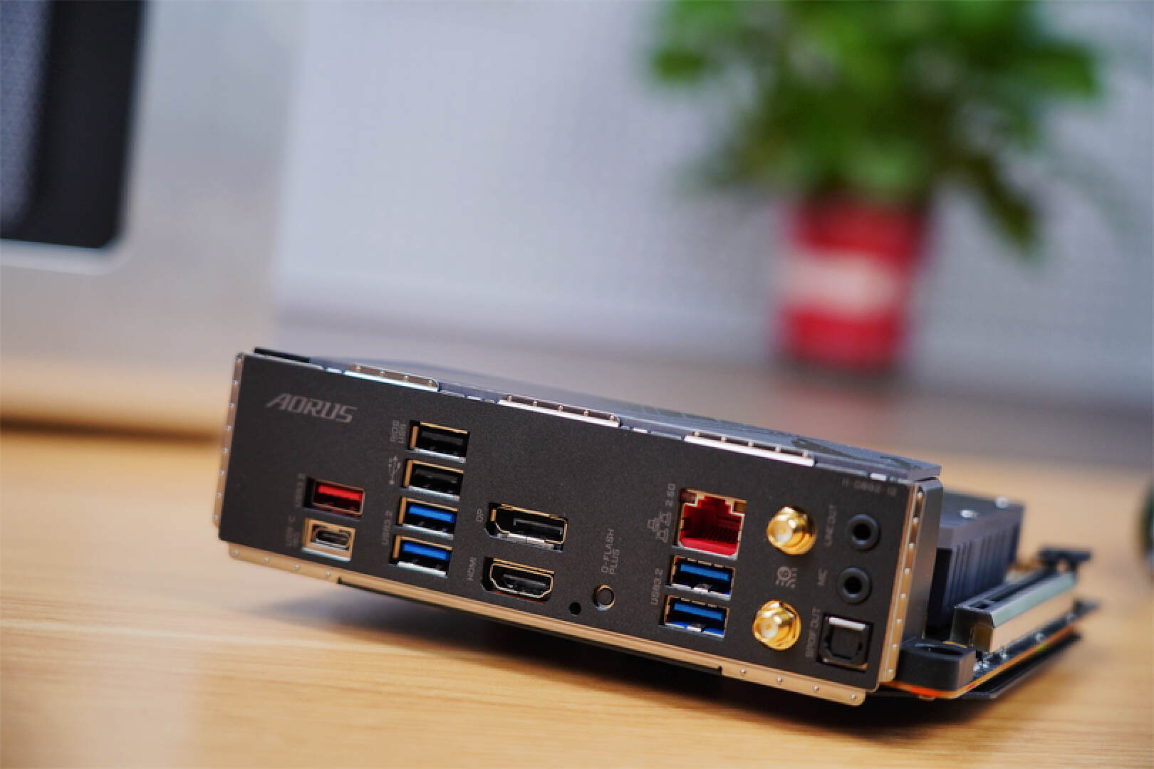 技嘉b760i迷你雕用什么散热器,技嘉b760小雕主板配13代i5