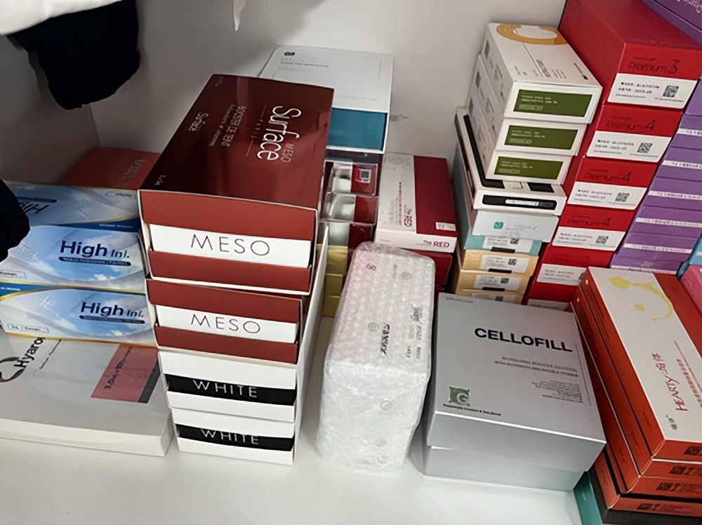 吸粉团伙被抓,非法贩卖300克毒品被判刑