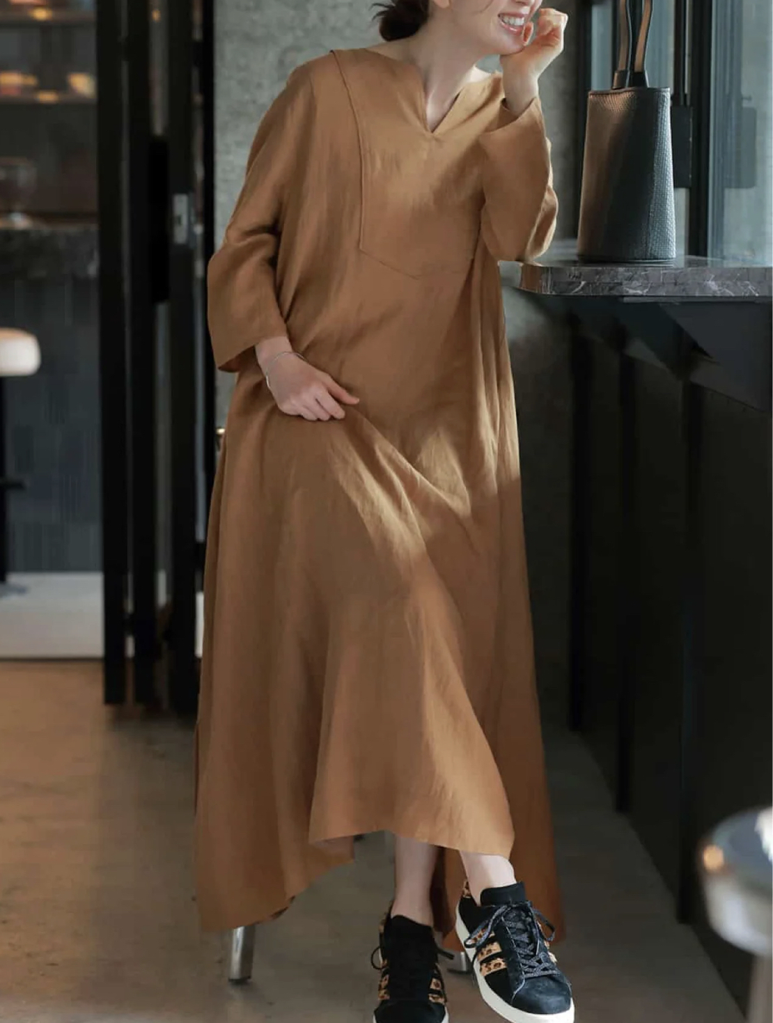 40岁女穿运动鞋怎么搭时尚,女士运动鞋穿搭技巧