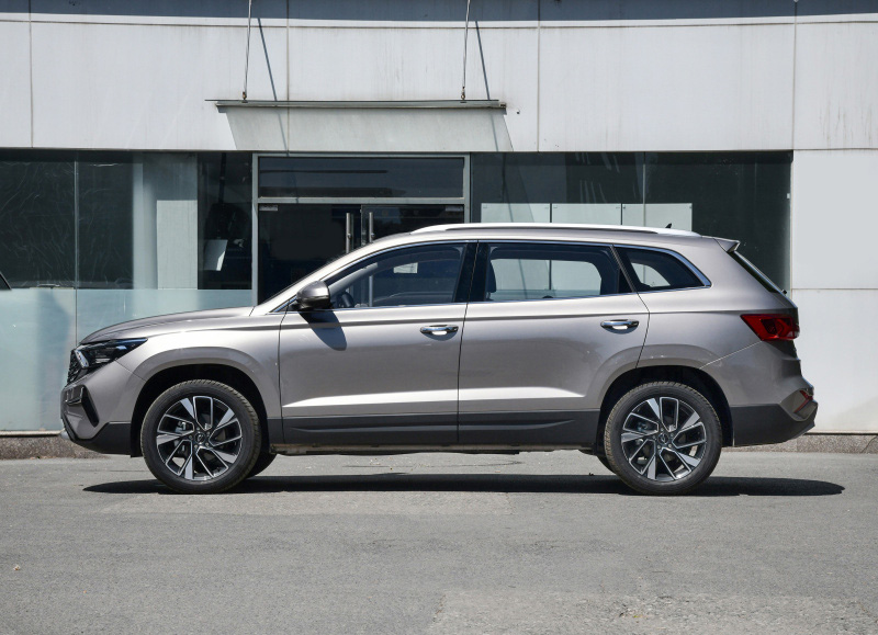 大众捷达和本田锋范,开了8年的锋范换皓影