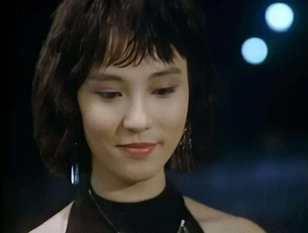 翁静晶因与刘家良结婚轰动娱乐圈，刘家良去后，她再嫁入赌王家族