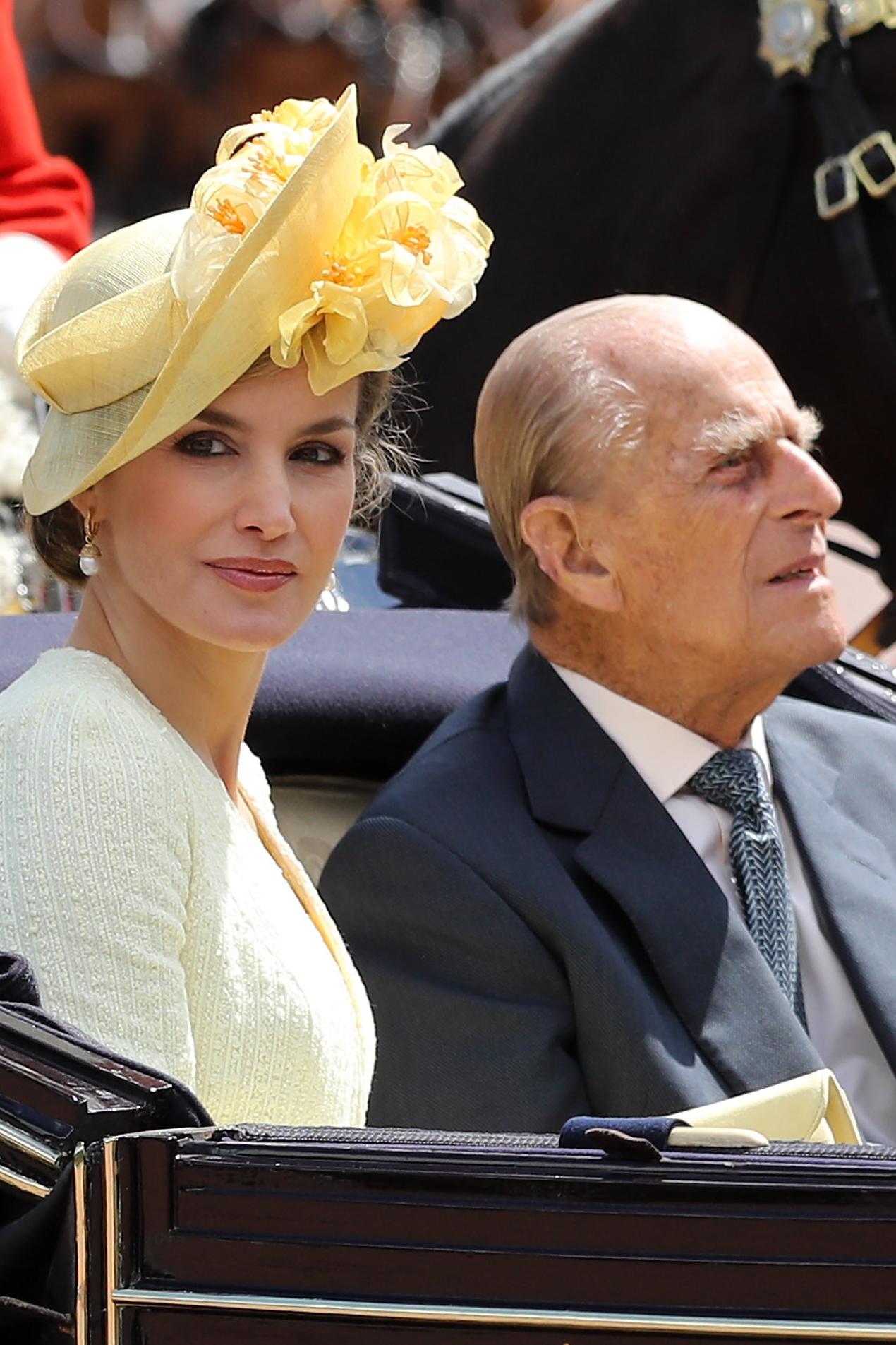 18年王室生活，12对珍珠耳环，莱蒂齐亚对珠宝的品味和衣品一样好