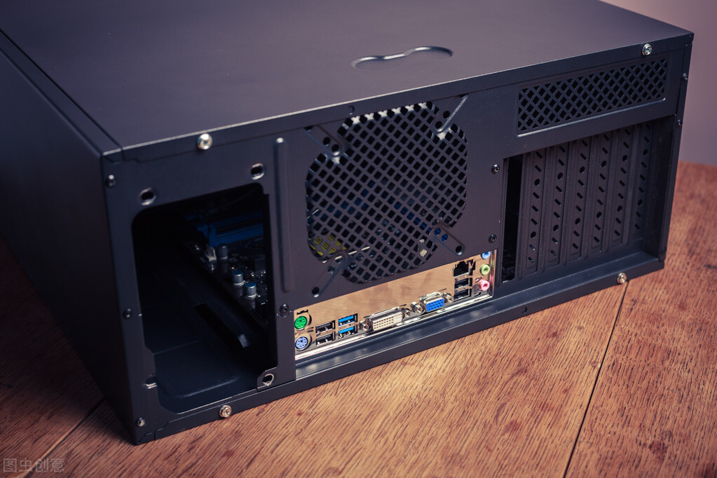 电脑开机黑屏ctrl+alt+del怎么办,电脑开机正在启动windows就黑屏