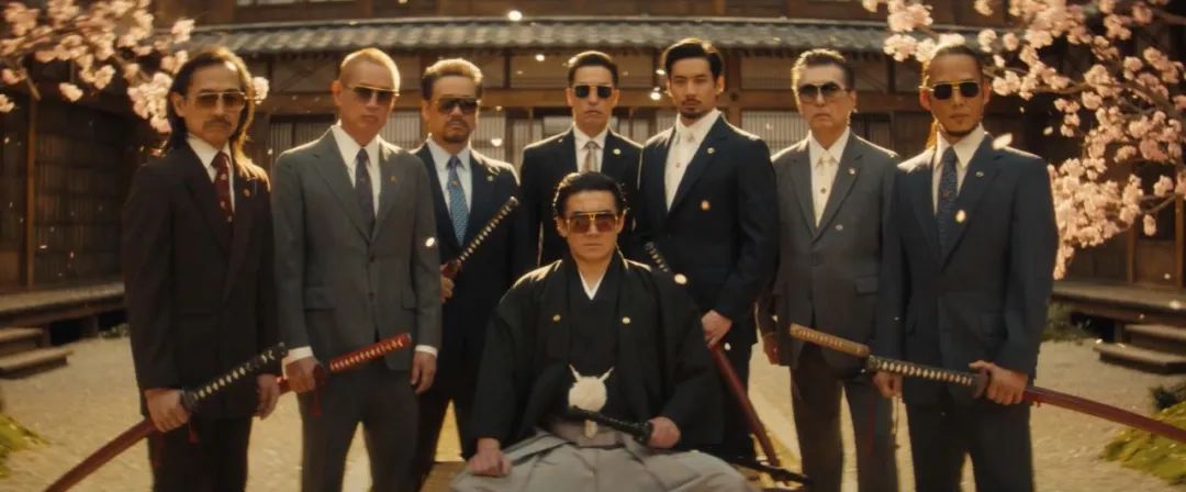 亚裔男星曾做人肉沙包，在好莱坞熬了十年终于出头！