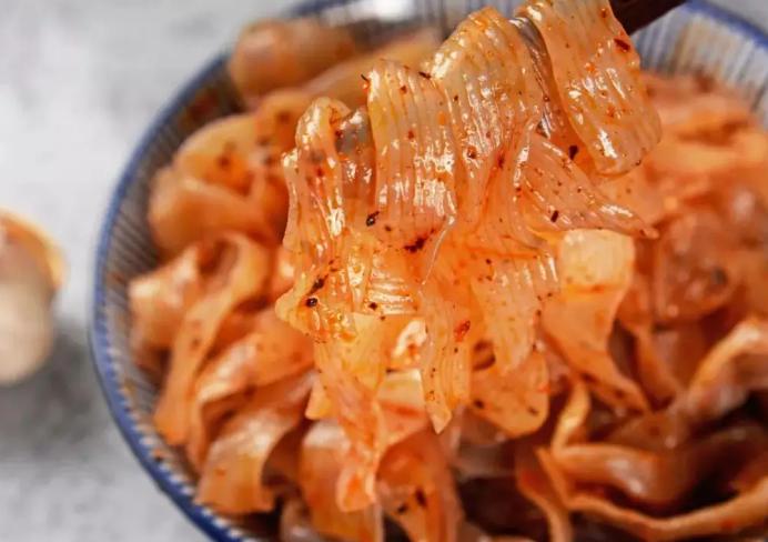 95后女孩喜欢吃的零食,95后小姐姐零食测评