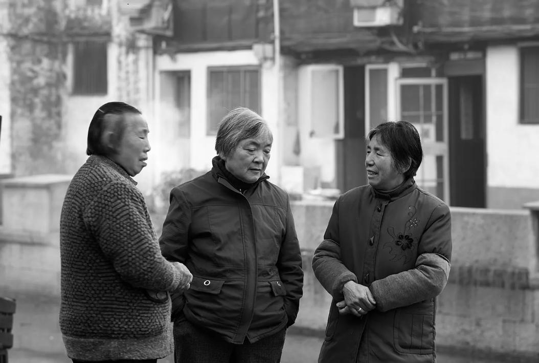 鲁迅发小“闰土”：暗恋同村寡妇，57岁惨死，孙子成为知名学者