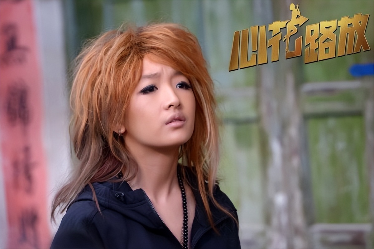 周冬雨刚出道和张艺谋采访,张艺谋周冬雨第一次见面