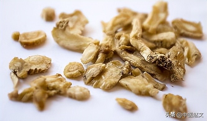 嗓子干痒，痛如刀割，老中医教你两味药泡水，滋阴清热、祛痰利咽