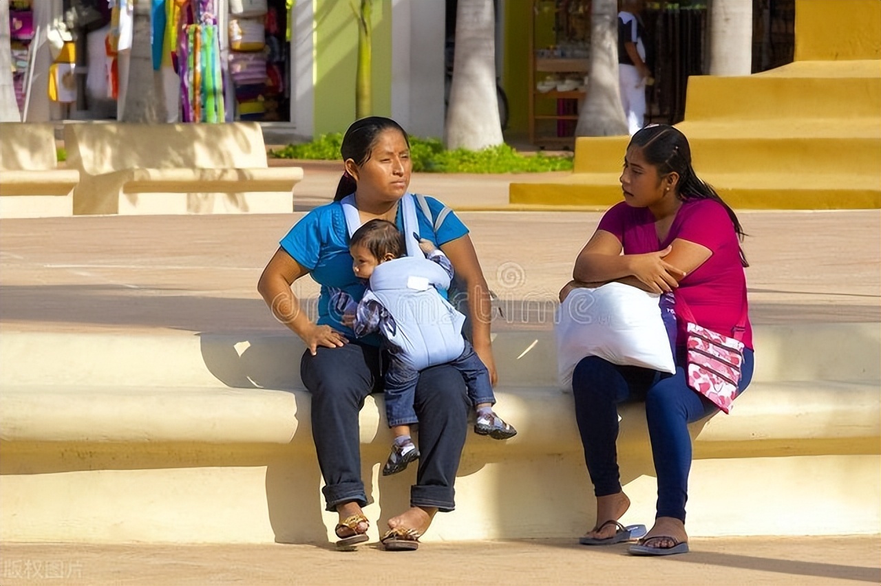 船到洪都拉斯，当地物价高，女人随意买卖，船员体验和网上不一样