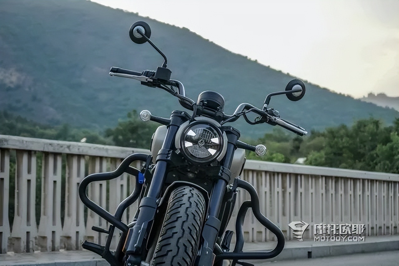 奔达黑旗500适合四十岁男人吗,奔达黑旗500第一批跟第二批的区别