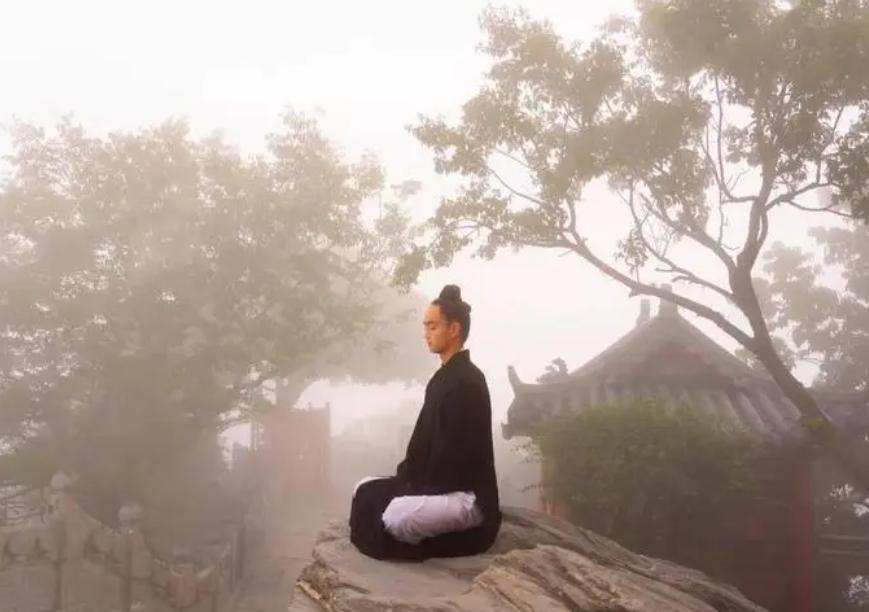 浅析唐五代时期，敦煌文献中所记载的民间治疗疾病的方法