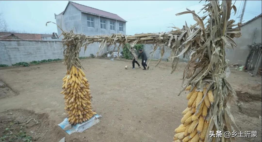 喷香哥陪父亲去上海视频,喷香哥和父亲吃重庆火锅