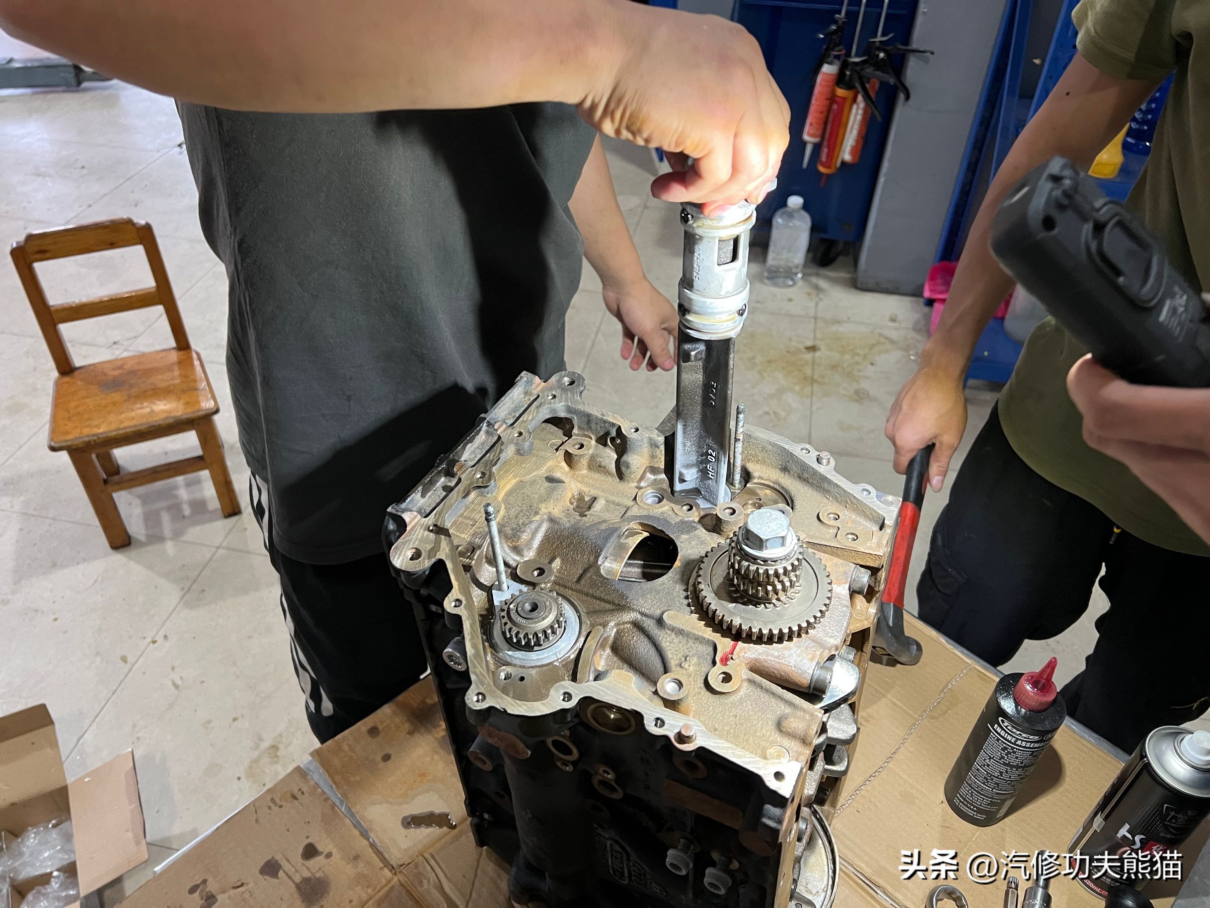 大众途观三百公里烧一升机油,途观3代发动机烧机油