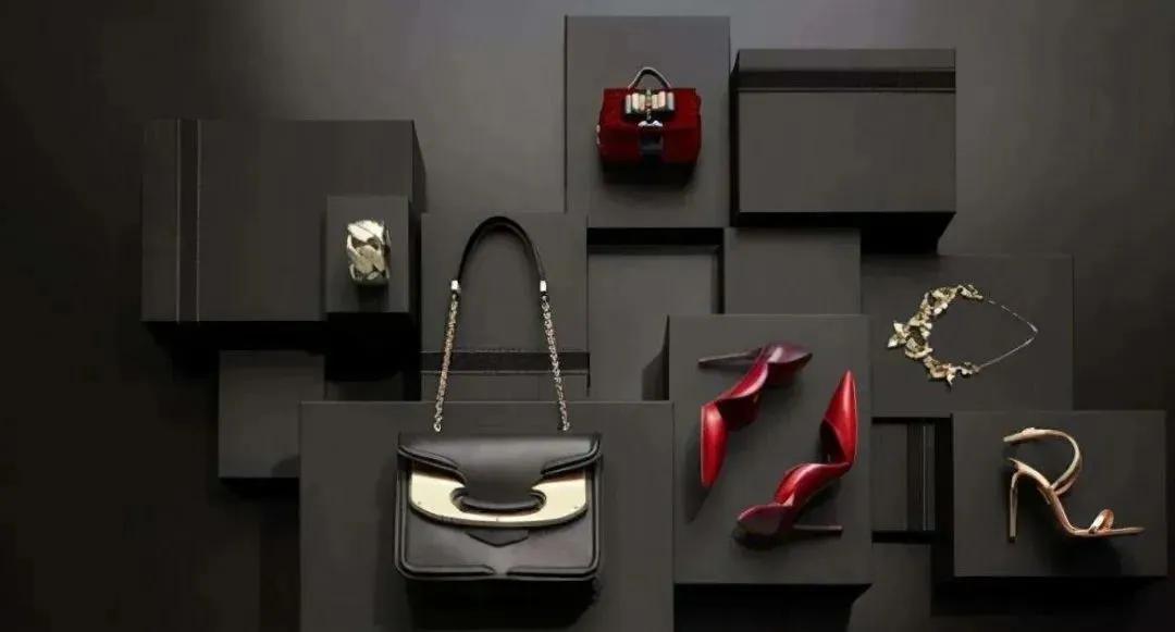 纽约时报海外中文媒体,纽约时报美国华裔