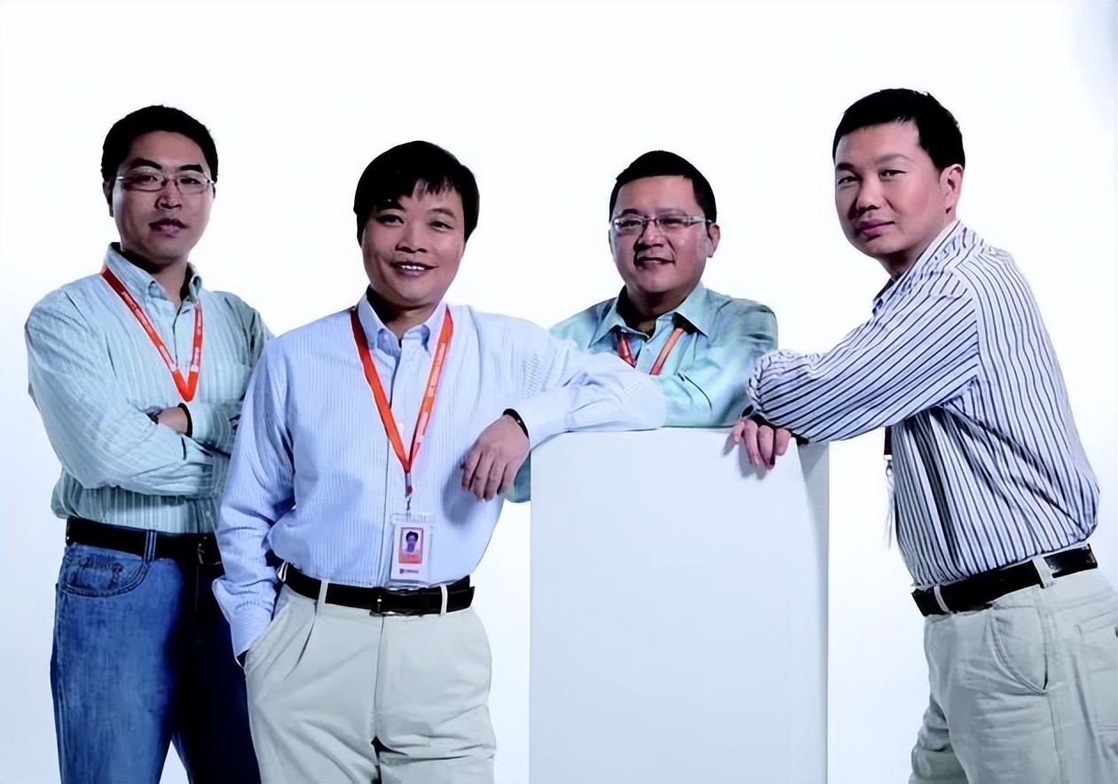 何小鹏创业遇贵人完整版,何小鹏辞职创业的朋友圈