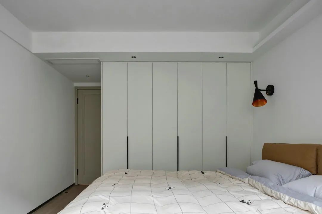 看了女人才知道什么是气质,如何把大白墙改造更高级