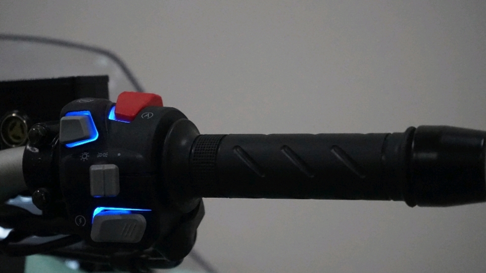 运动踏板adv,五羊本田adv星锐视频