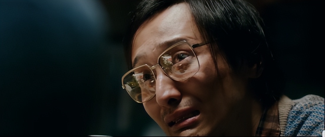 在痛苦中挣扎在痛苦中治愈自己,在痛苦中坚强追求生命和尊严的人