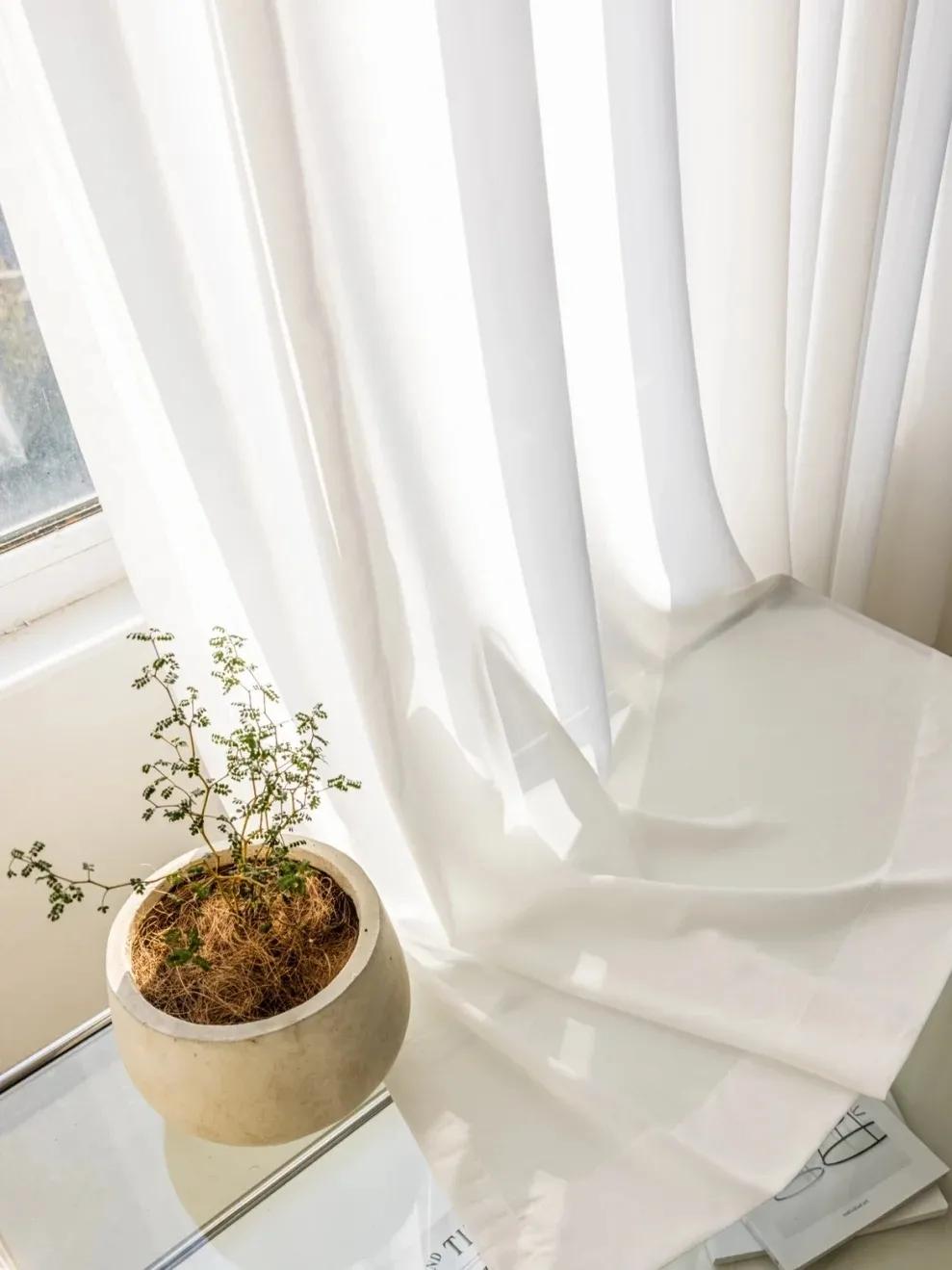 2米单片窗帘挂出来效果,怎么把窗帘挂在2个轨道上