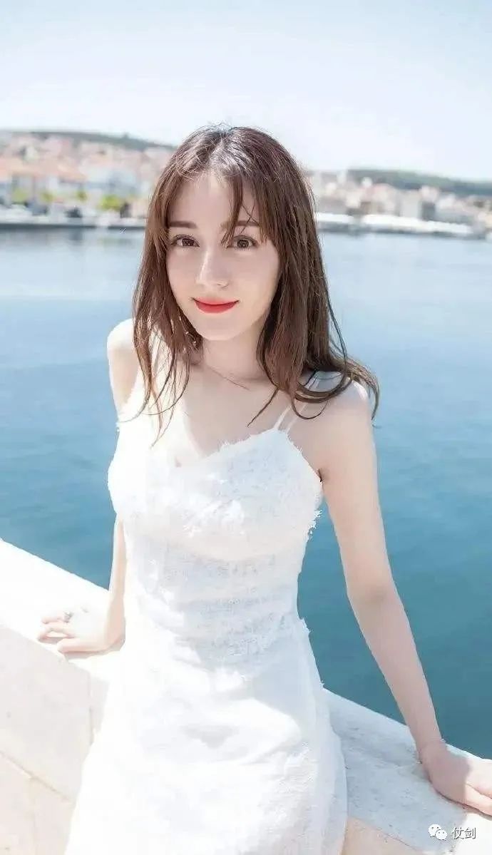 国内最漂亮的80后到00后女演员,90后最美的女演员排行