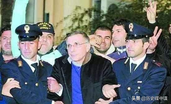 2009年普京帮工人视频 (普京奖励工厂工人的视频)